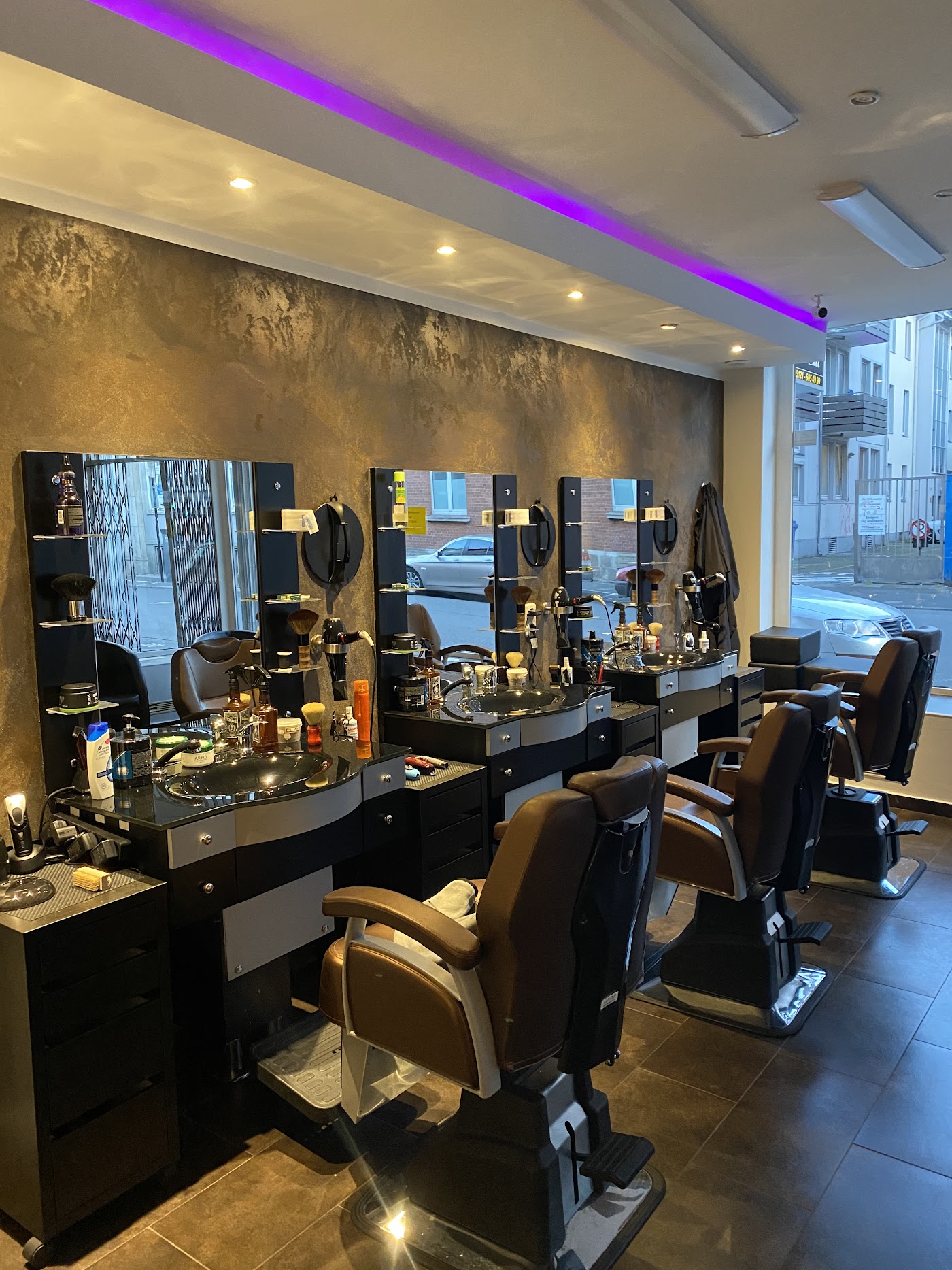 Shop detail from HaarMonie Cut&Shave collection