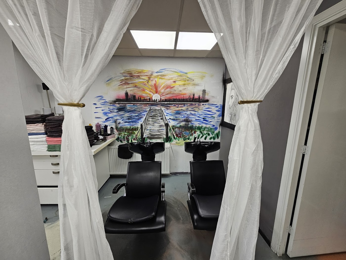 Hair Party salon photo 4